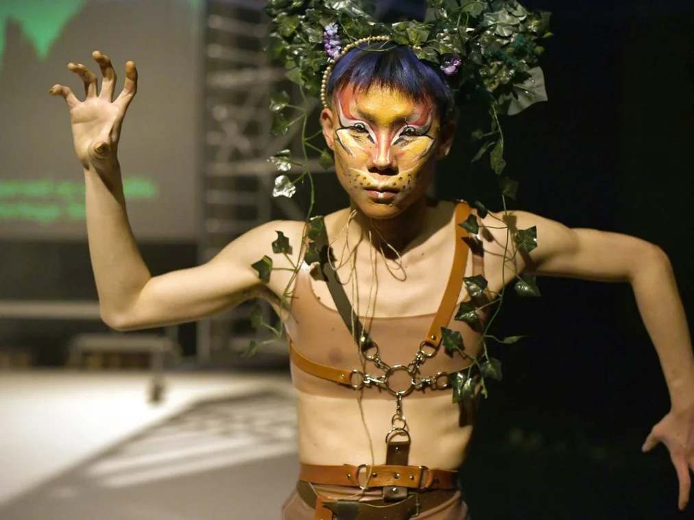 ENDANGERED SPECIES_0997_HP