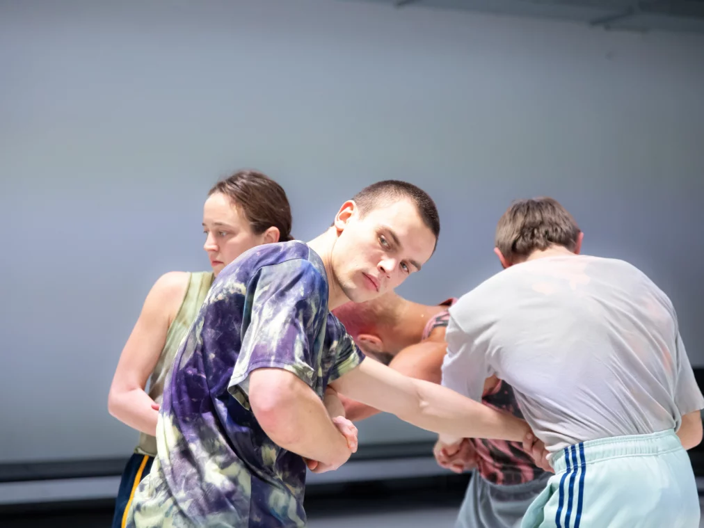 Yotam Peled _Fists to Flowers_ ©Mayra Wallraff - low resolution-17